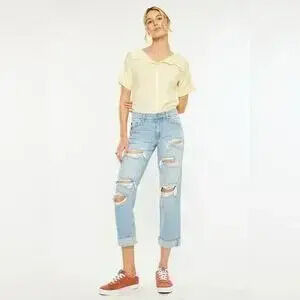 ZARA Mid Rise Distressed Boyfriend Jeans